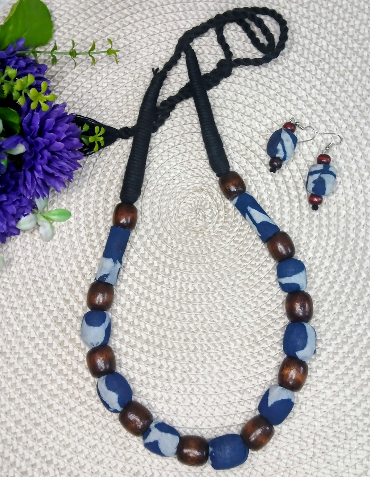 Indigo wooden beaded necklace set