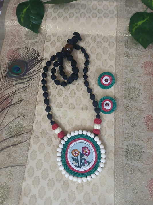 Floral Beaded Necklace Set